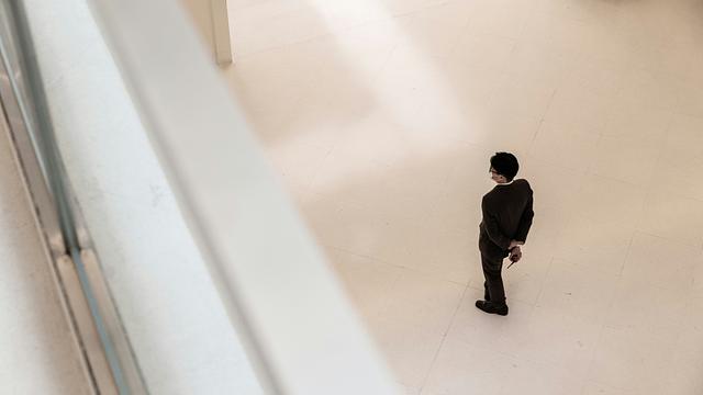 On Security Guards in Museums